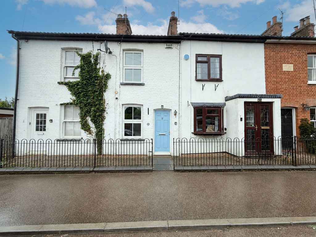 Property photo 1 of 13 Front