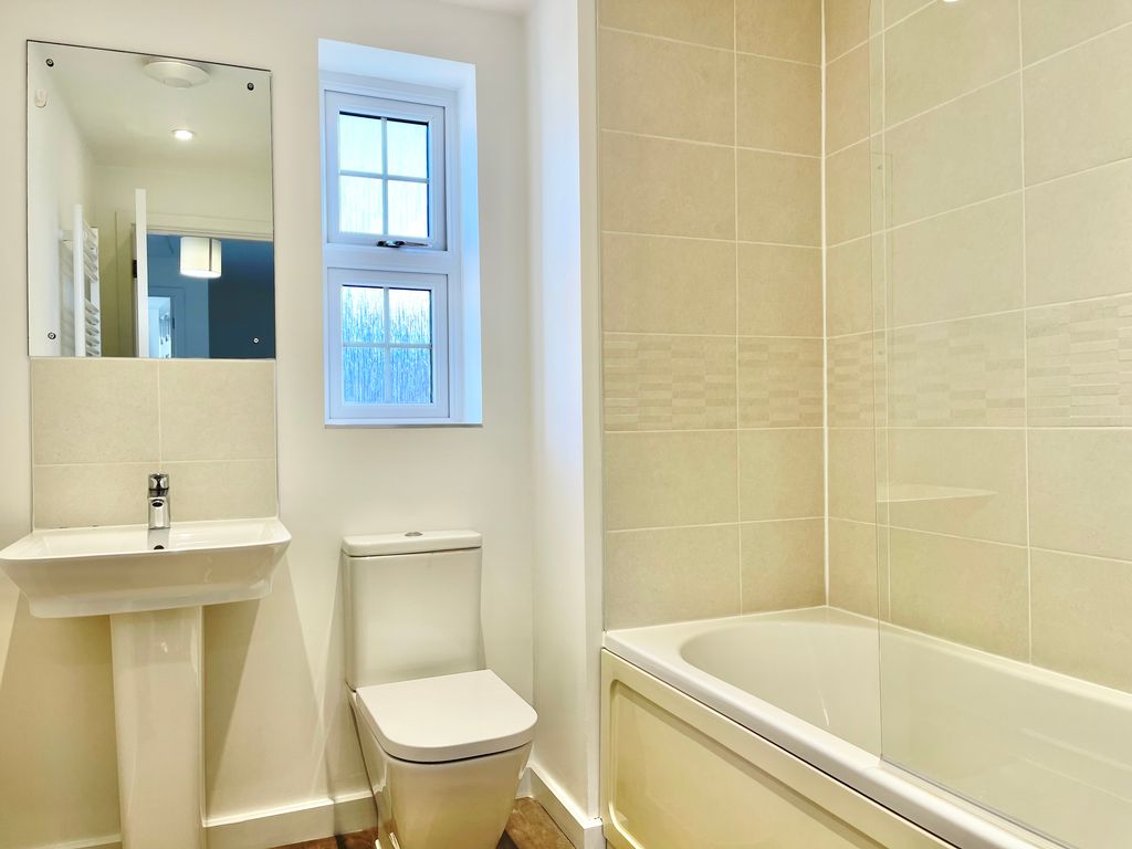 Additional image 10 of 4 bed detached house to rentDart Avenue, Nr Topsham, Exeter EX2