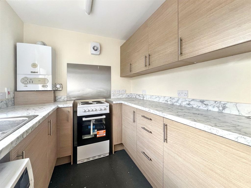 Property photo 3 of 8 Img_0328 (1).Jpg