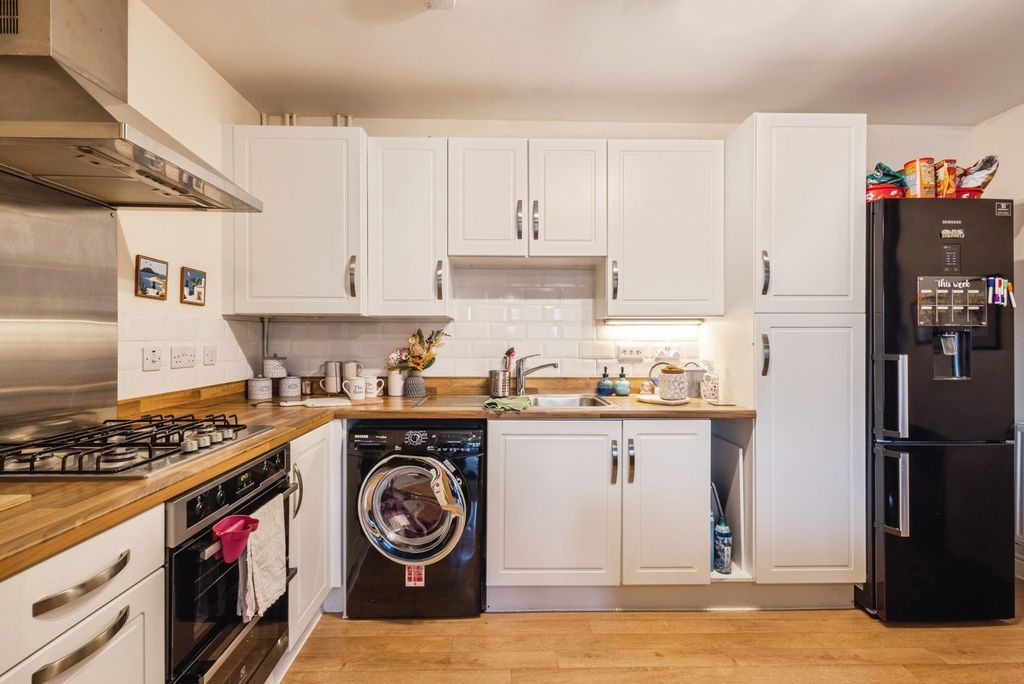 Property photo 2 of 14 Pbox-Img.Jpg