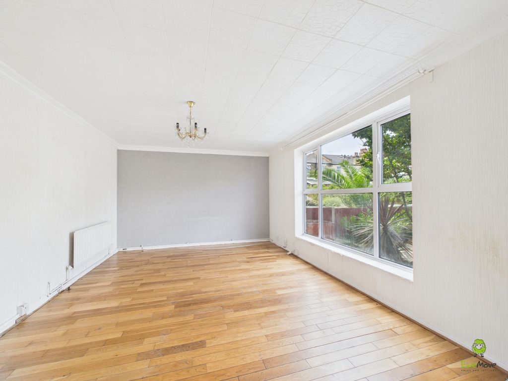 Property photo 2 of 13 Presented By Kevin At Ewemove Abbey Wood And Belve