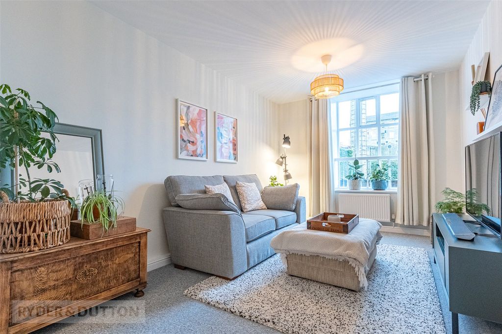 Property photo 3 of 24 Picture No. 11