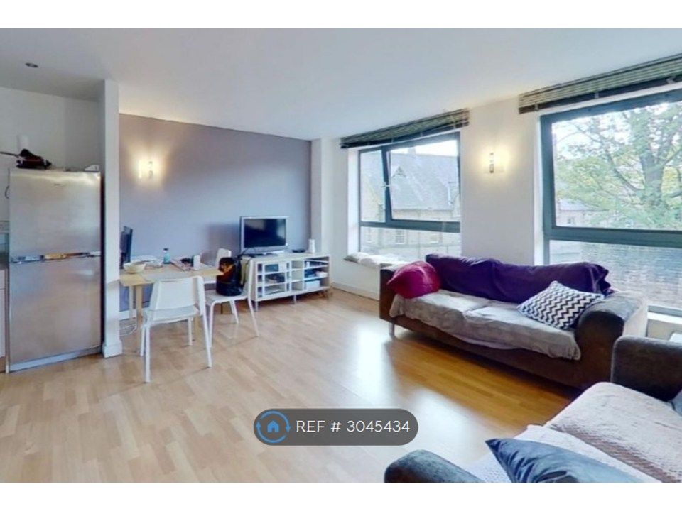 Property photo 2 of 7