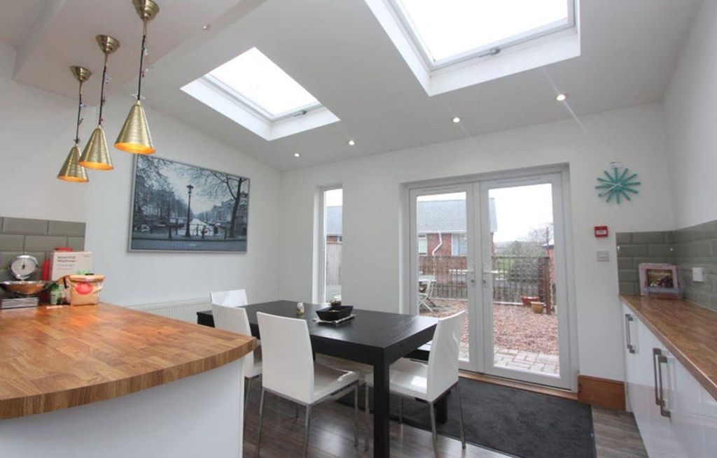 Property photo 2 of 17 61840609.Jpg