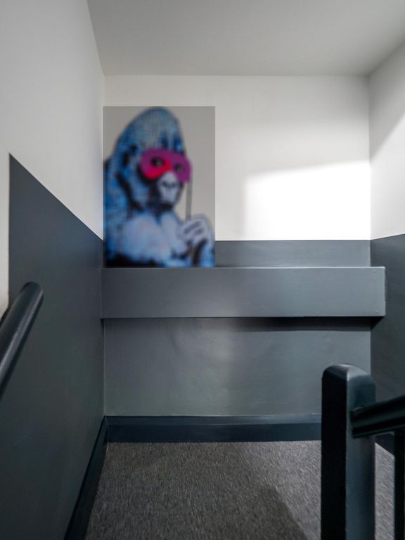 Property photo 3 of 8 Photo 2