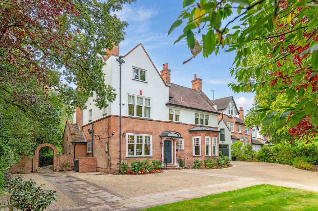 Property photo 1 of 47