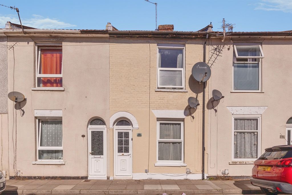 Property photo 1 of 16