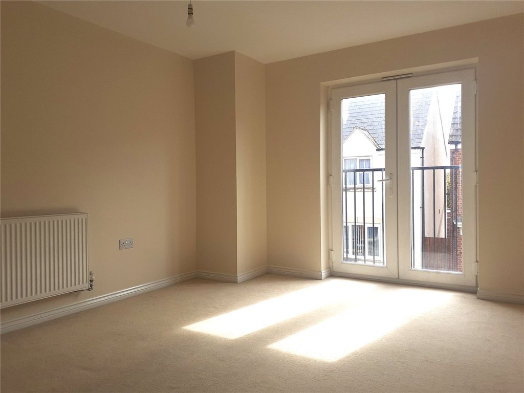 Property photo 3 of 7 Picture No. 11