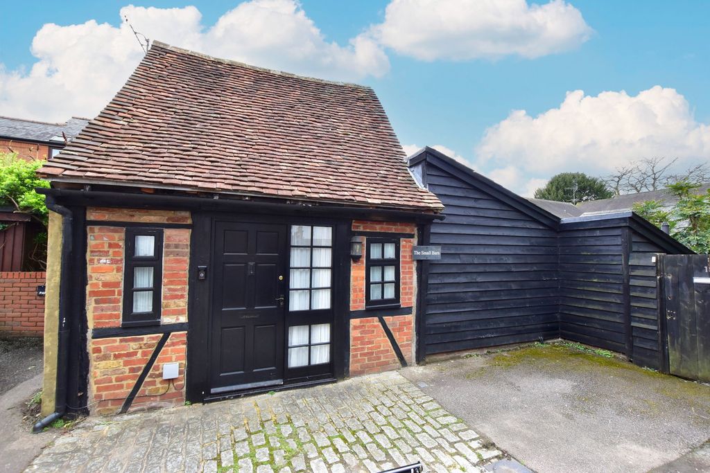 Property photo 1 of 22