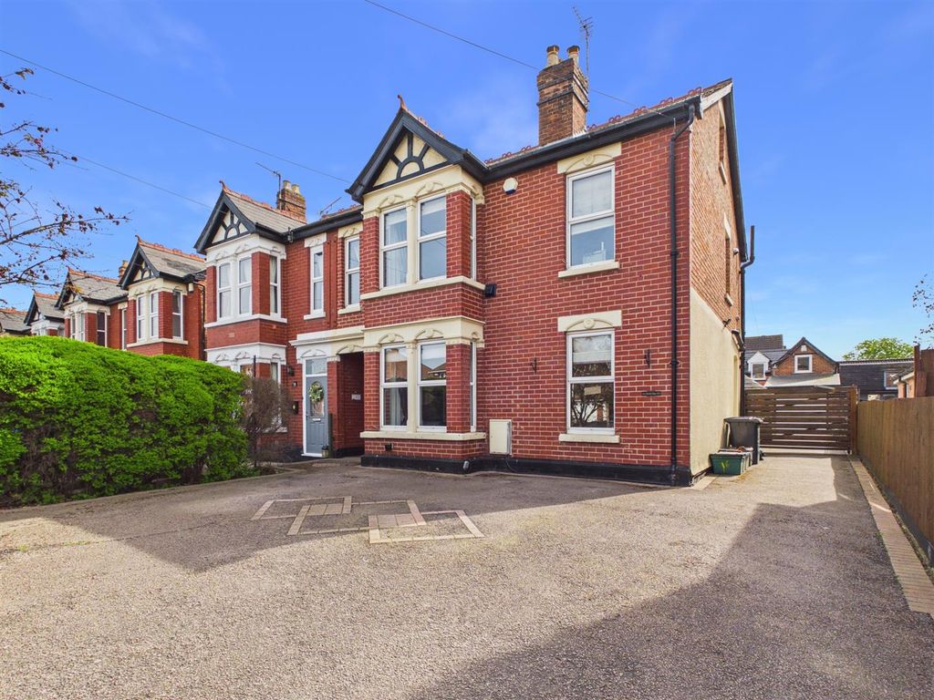 Property photo 1 of 28