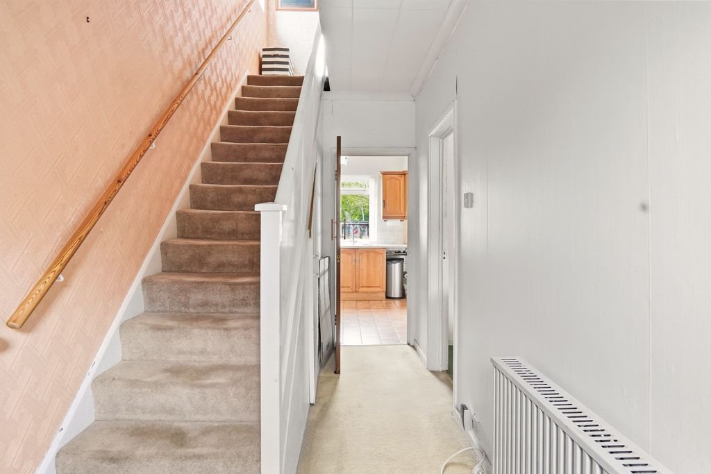 Property photo 2 of 19 Image008