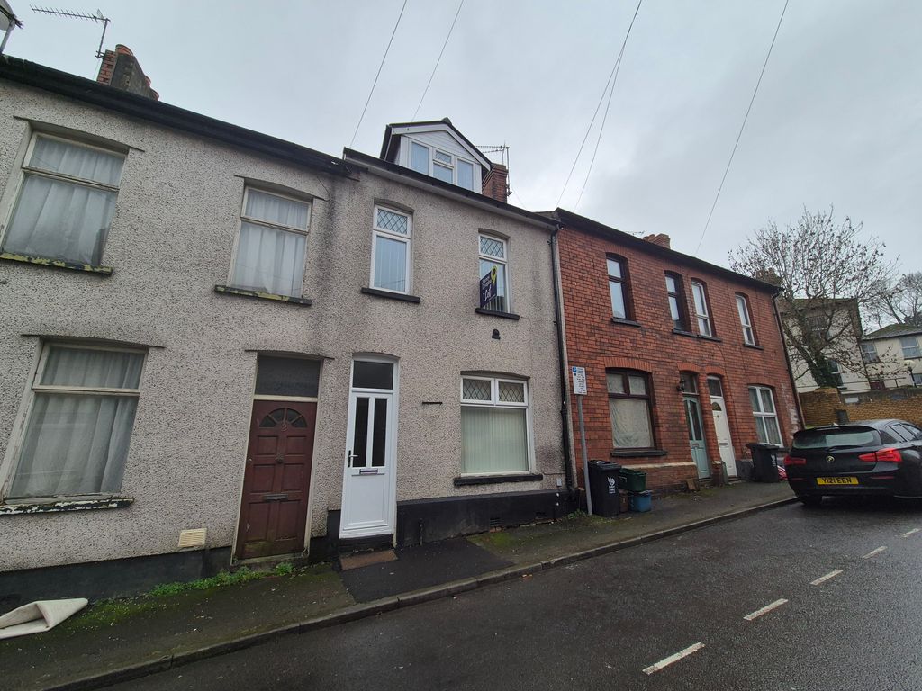 Property photo 1 of 13 Image