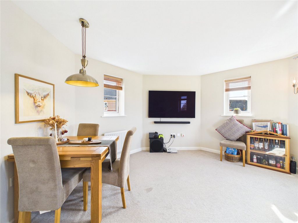 Property photo 3 of 17 Picture No. 14