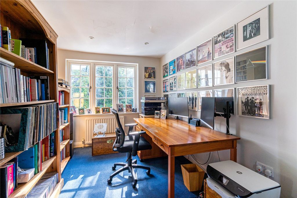 Additional image 10 of 6 bed detached house for saleOx Drove, Burghclere, Newbury, Hampshire RG20