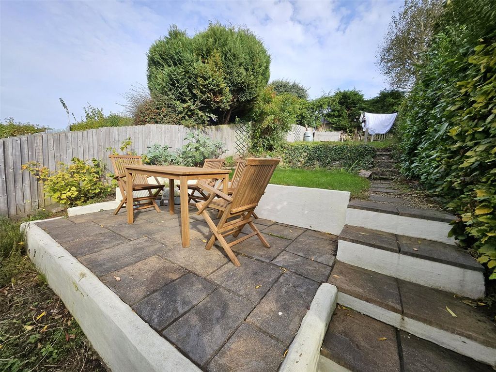 Property photo 2 of 16 Picture No. 29