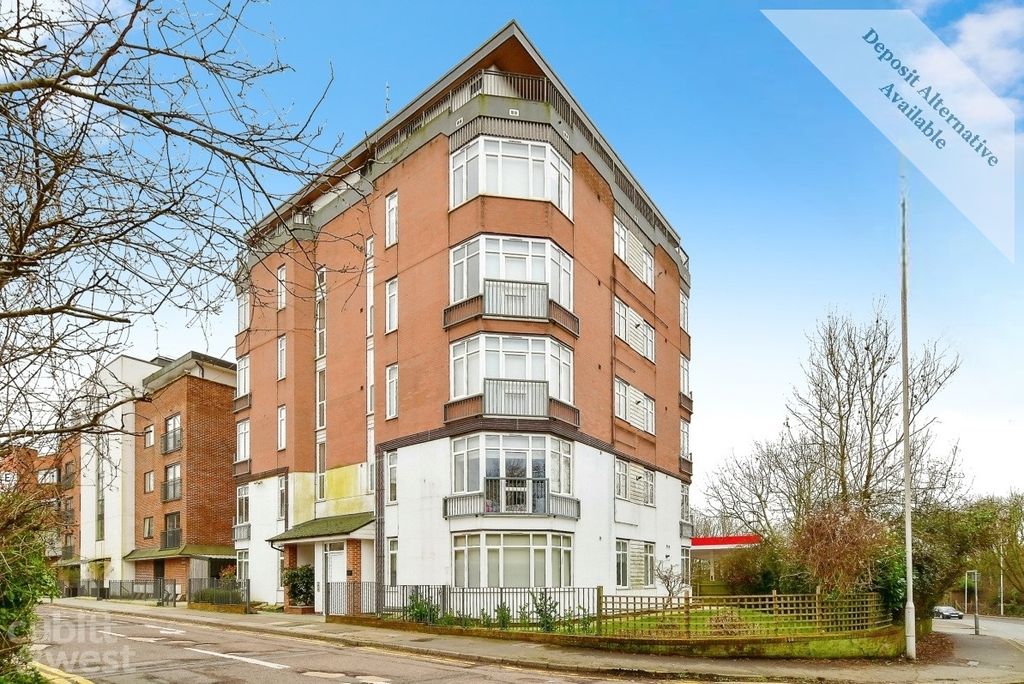 Property photo 1 of 10 External