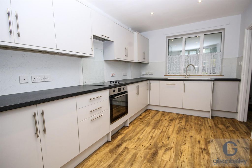 Property photo 2 of 15 13-Img_8375.Jpg