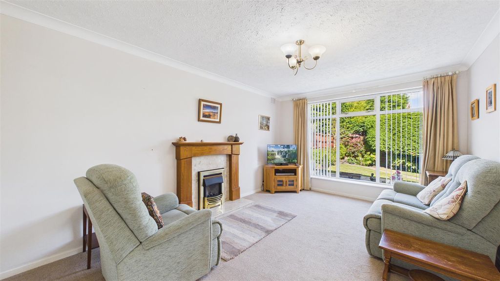 Property photo 2 of 17 Cam05101G0-Pr0156-Still013.Jpg