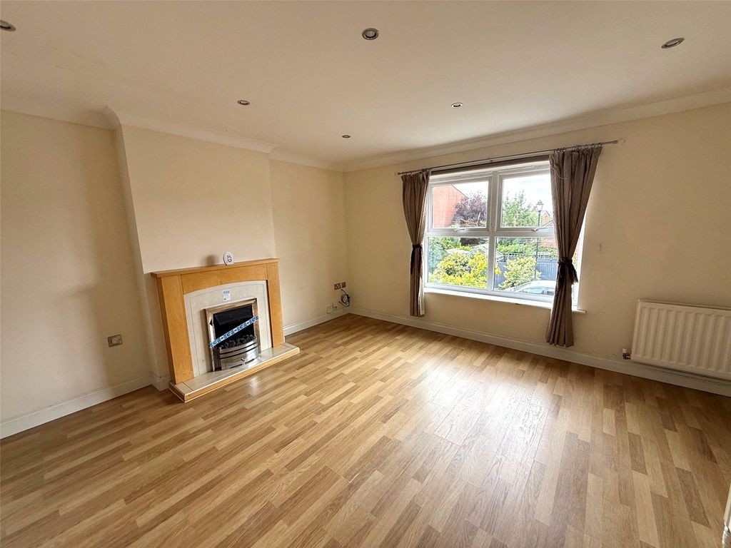 Property photo 3 of 13 Picture No. 16
