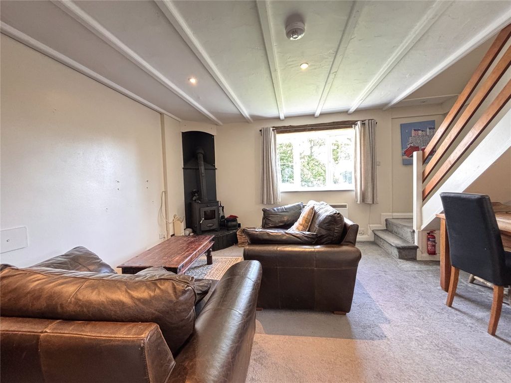 Property photo 3 of 11 Picture No. 17