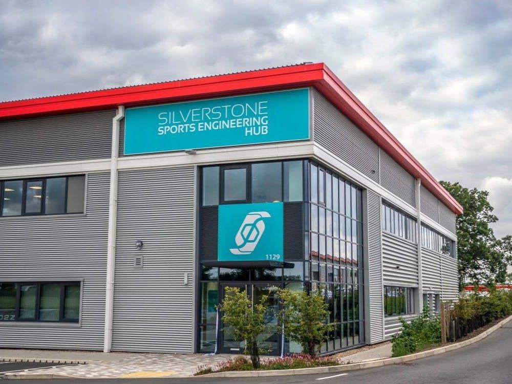 Property photo 1 of 10 Ihf0Emni.Jpg