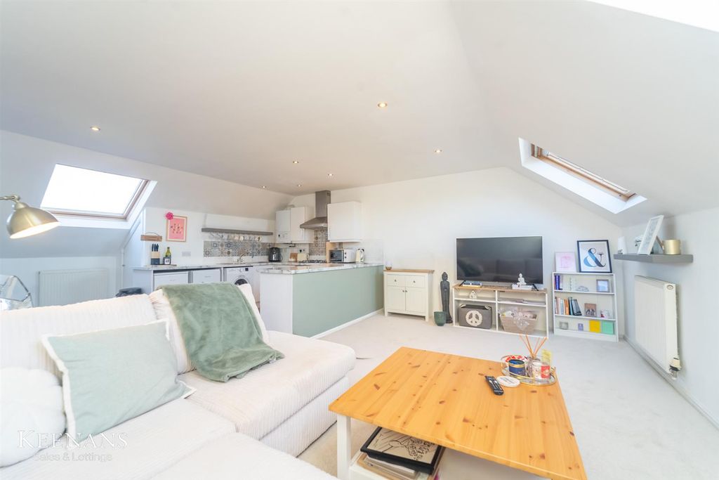 Property photo 2 of 17 Dsc08957.Jpg