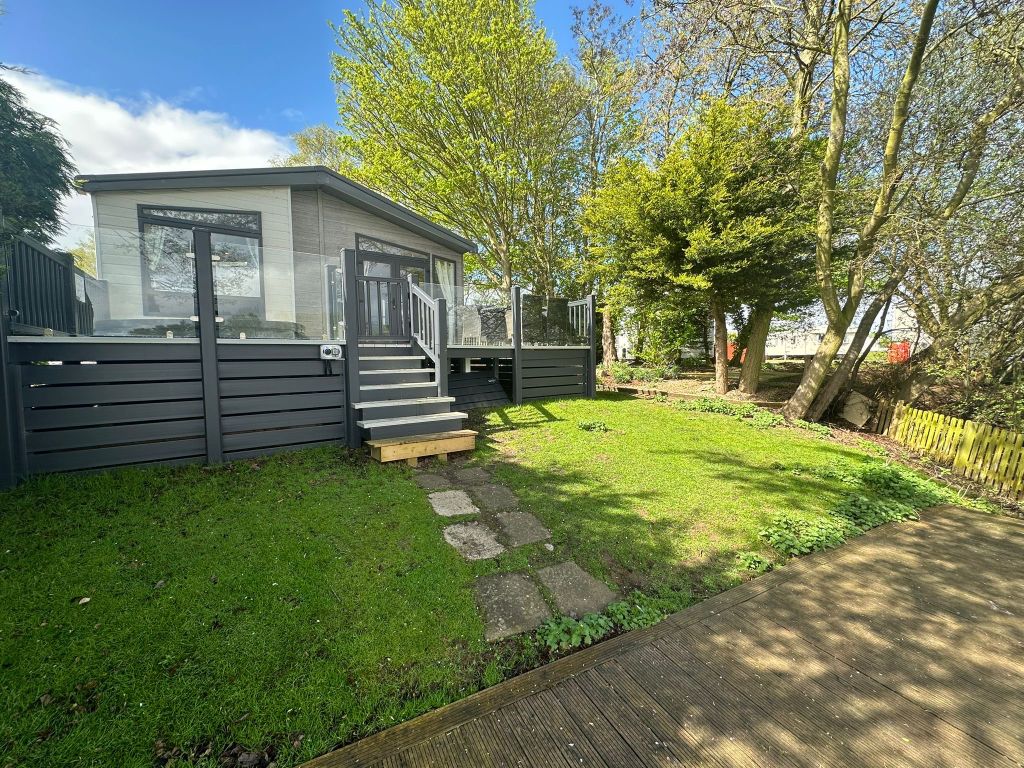 Property photo 1 of 30