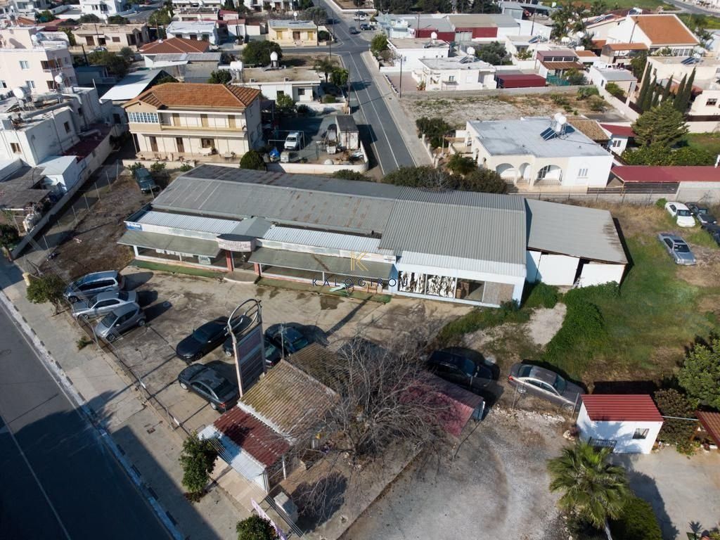 Property photo 1 of 4