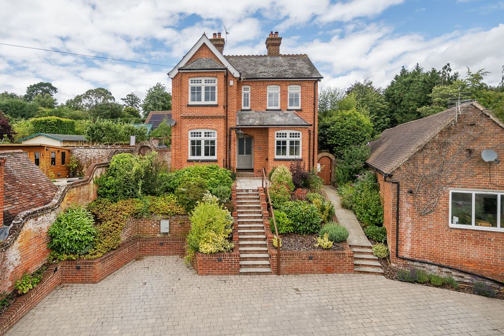 Property photo 1 of 19