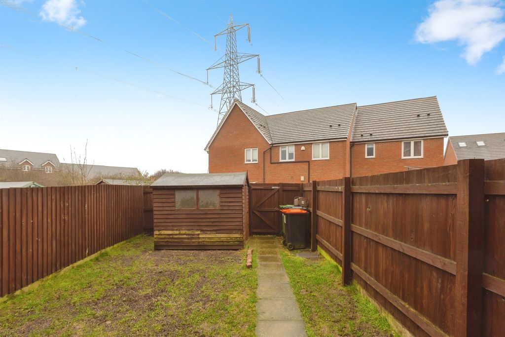Property photo 2 of 16