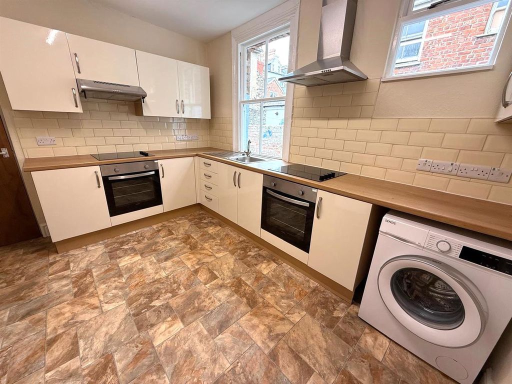 Property photo 2 of 14 Photo-2025-06-29-17-02-25.Jpg