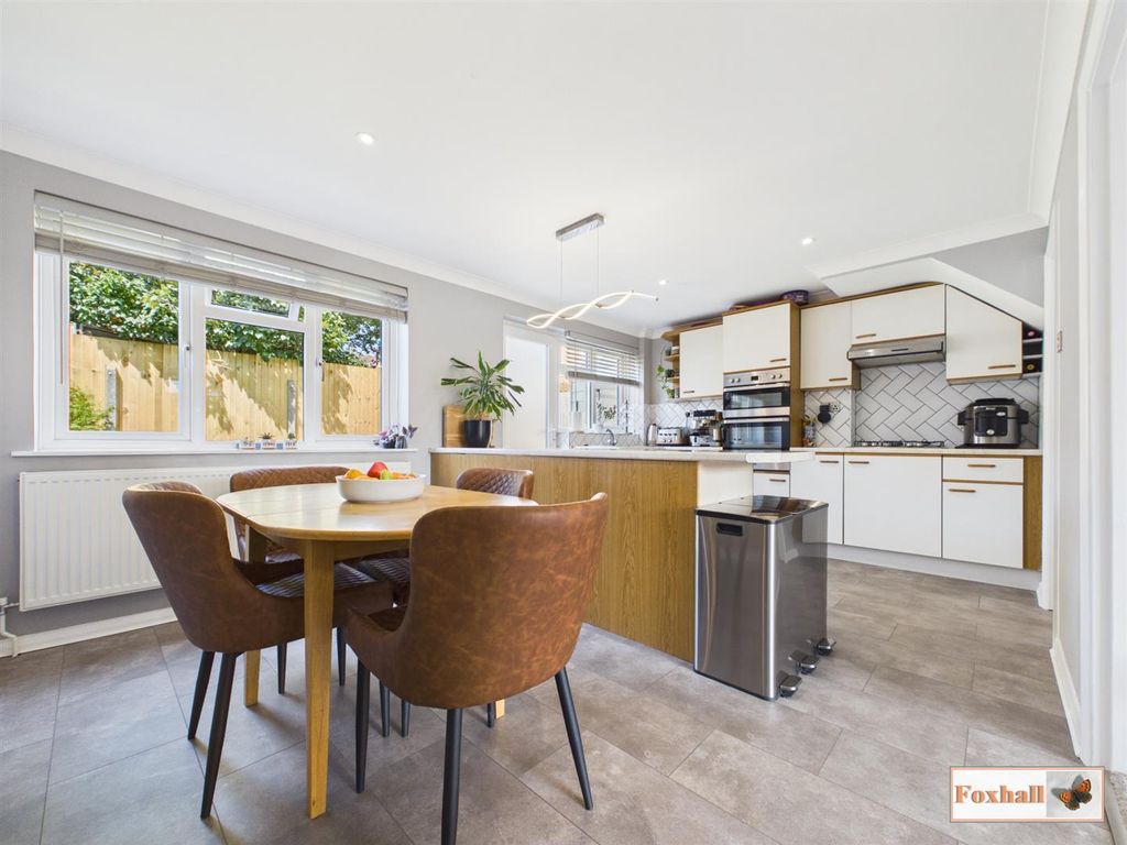 Property photo 3 of 22 Kitchen/Diner