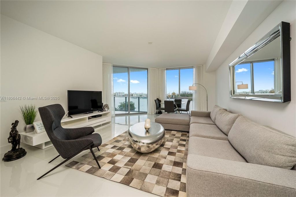 Property photo 3 of 25 <Alttext/>