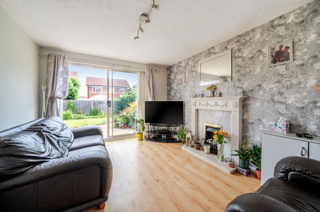 Property photo 3 of 29 1477868-8-6A2Ff5677E447