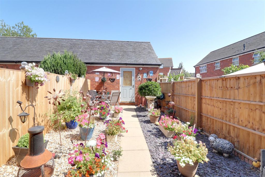 Property photo 3 of 22