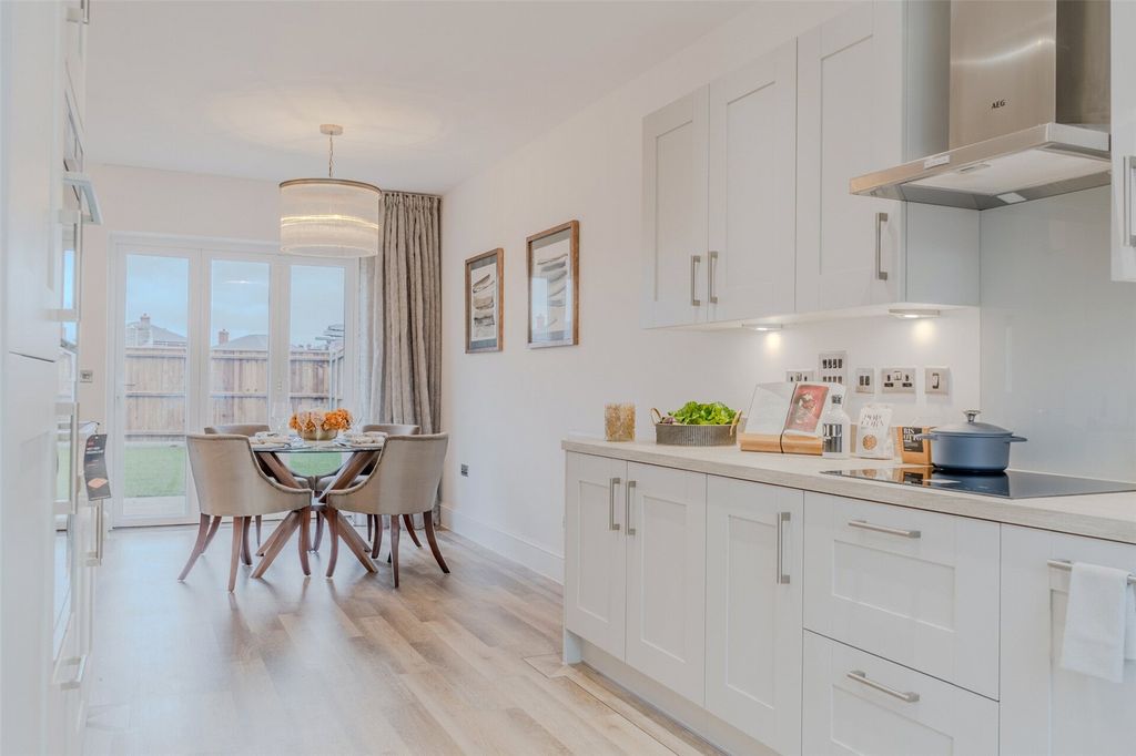 Property photo 2 of 10 Picture No. 03