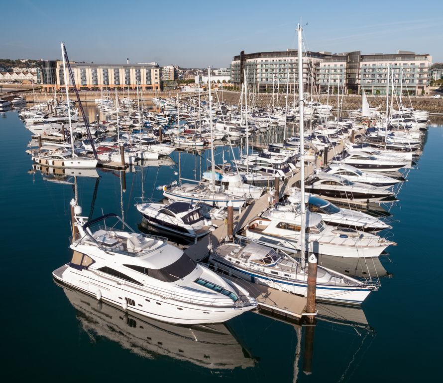 Property photo 2 of 6