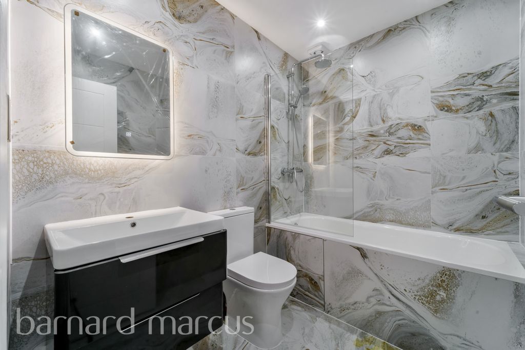 Property photo 3 of 8 Image