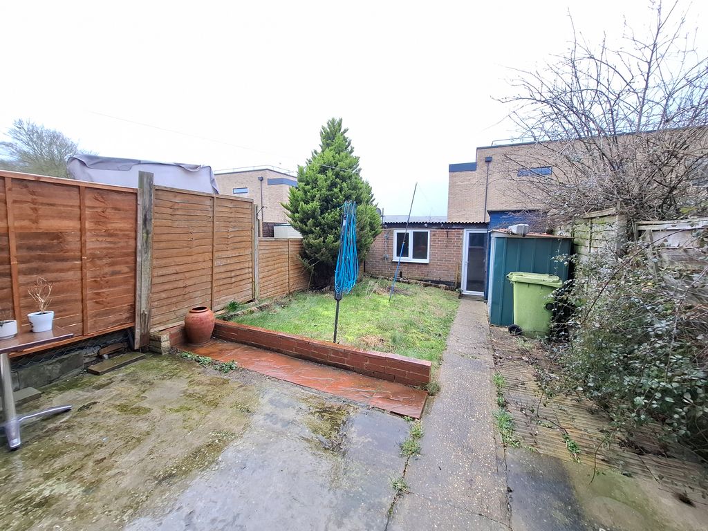 Property photo 2 of 11 Exterior