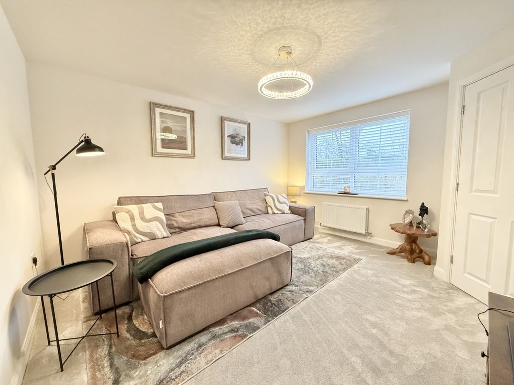 Property photo 3 of 23 Img_6630