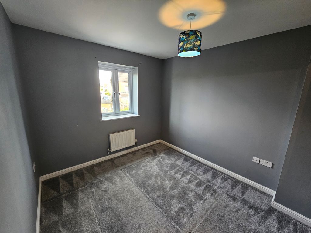 Additional image 6 of 3 bed end terrace house to rentFfordd Y Gamlas, Llanelli SA14