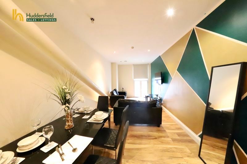 Property photo 2 of 8 Living/Dining Area.1