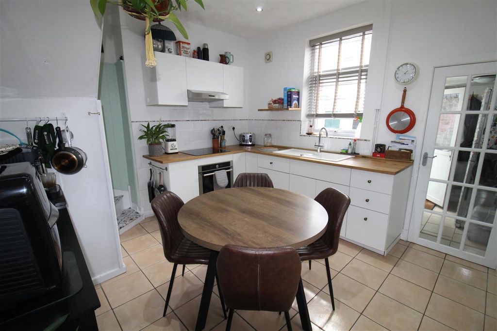 Property photo 3 of 12 Img_0887.Jpg