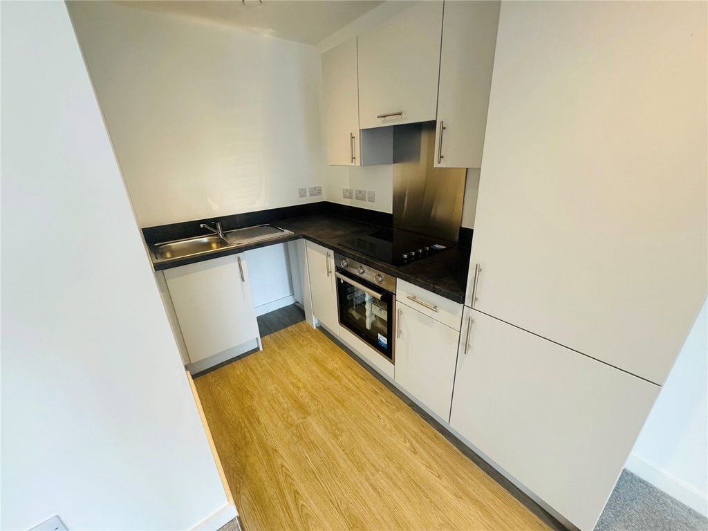 Property photo 3 of 4 Picture No. 04
