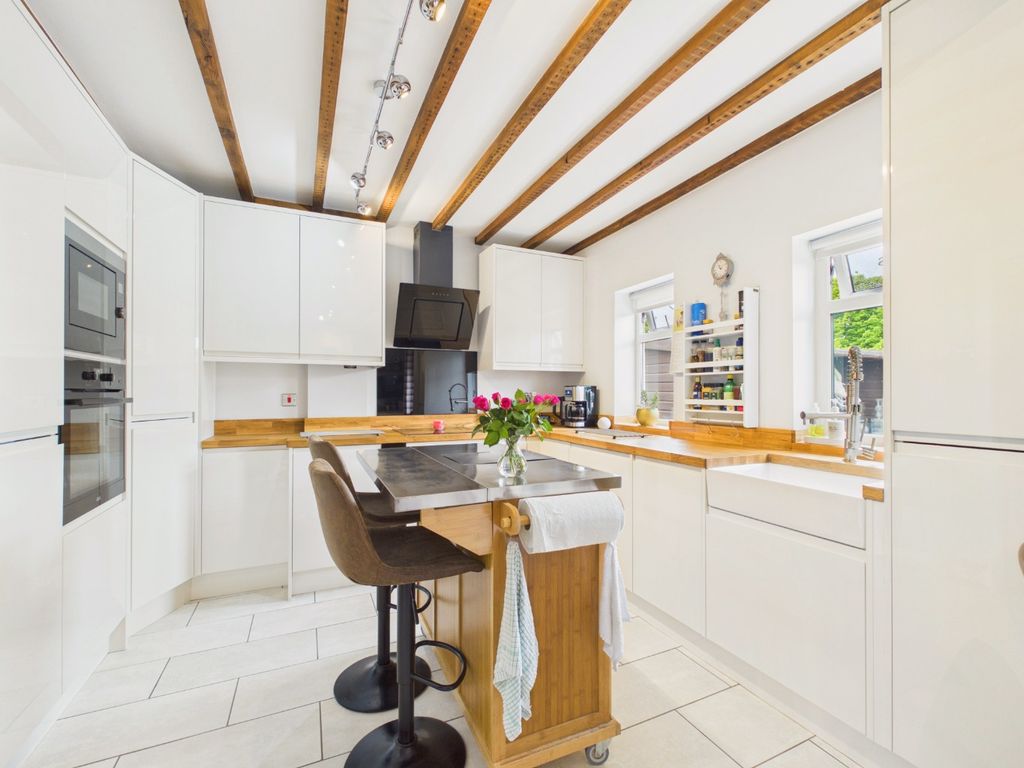 Property photo 3 of 25 5158576