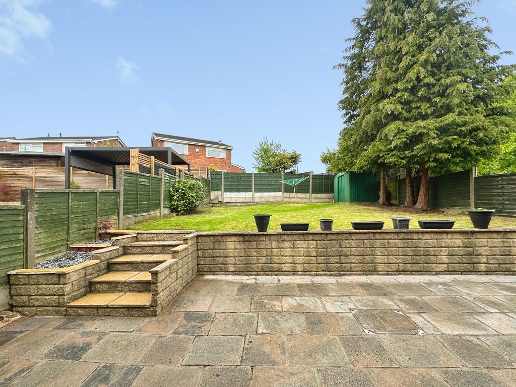 Property photo 2 of 26 Rear Garden