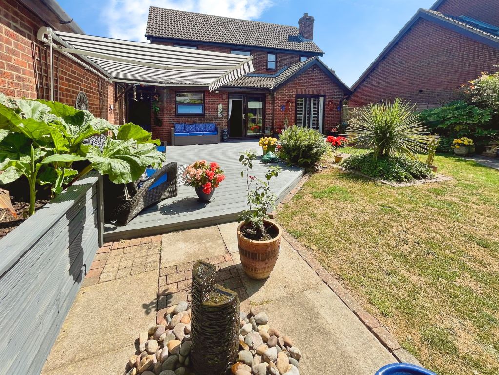 Property photo 1 of 21