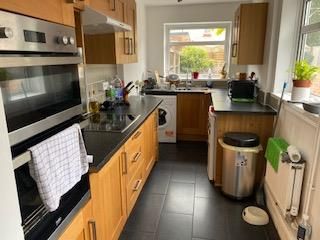 Property photo 2 of 9 Kitchen.Jpg