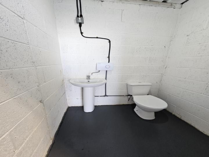 Property photo 3 of 3