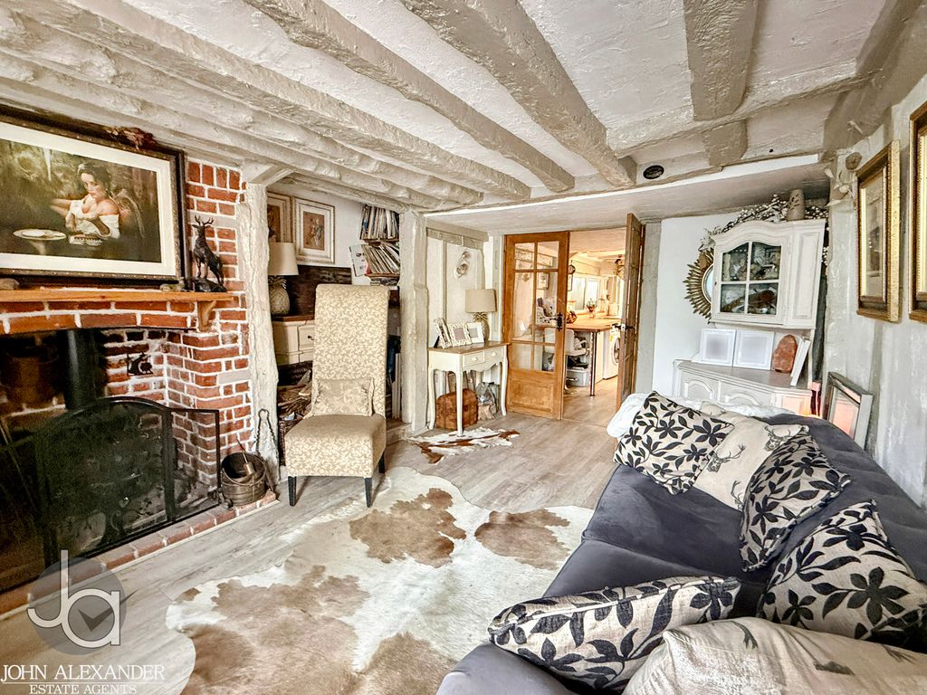 Property photo 2 of 19 Img_7204